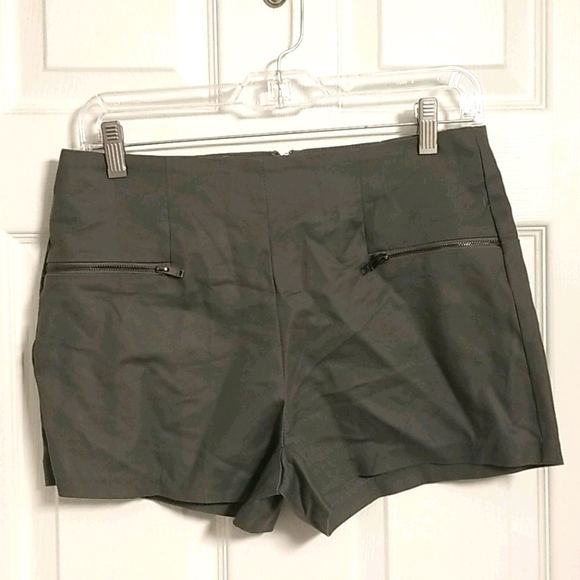 Forever 21 High Waisted Gray Shorts - Picture 1 of 3